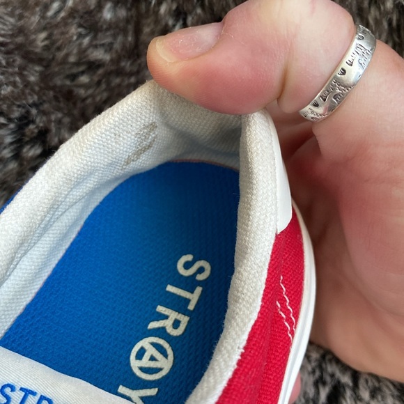 Straye Logan Lace Up Patriotic Sneaker in Red, White, and Blue. Size 3. EUC. - Picture 11 of 15
